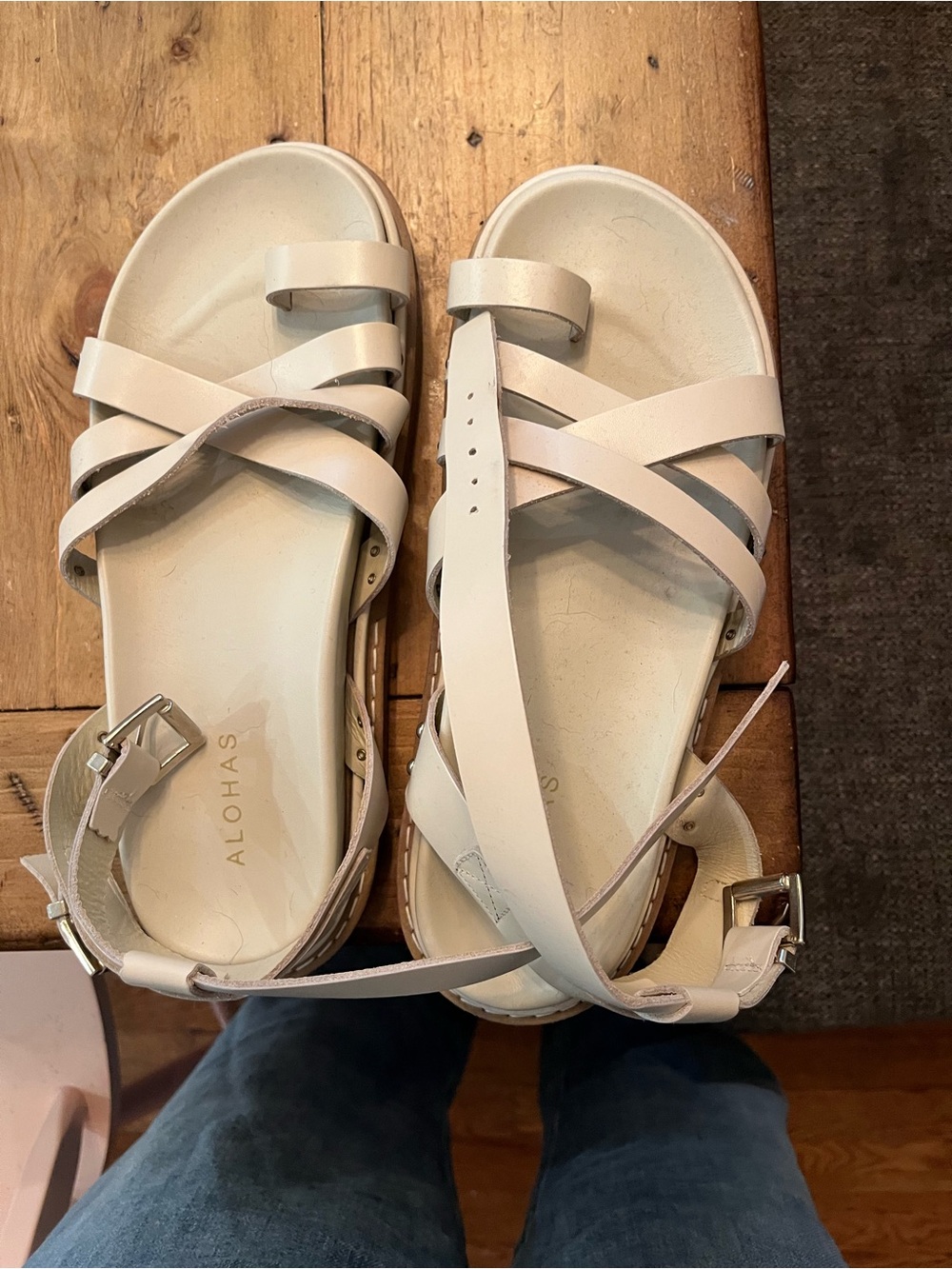 Alohas Cream Leather  Cross-Strap Women's Sandals 40 Strappy Chunky Summet
